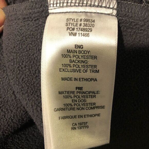 Woman’s elevate light weight jacket size M.   RB2 - Picture 10 of 10